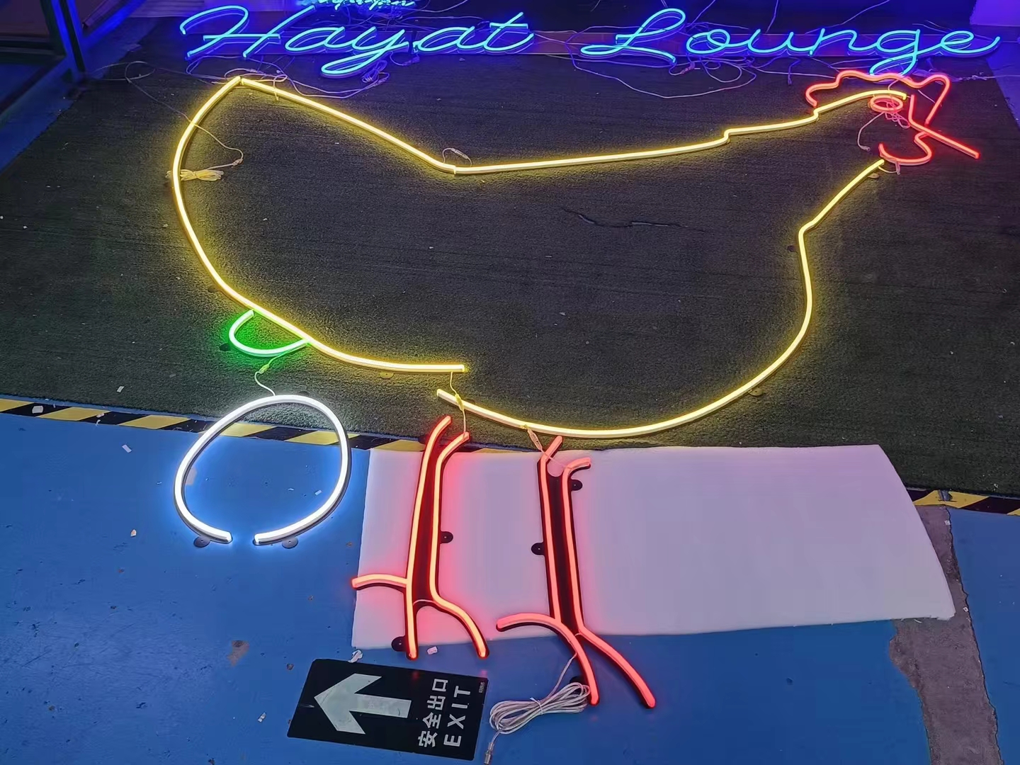 鐵藝霓虹燈：照亮品牌的獨特魅力